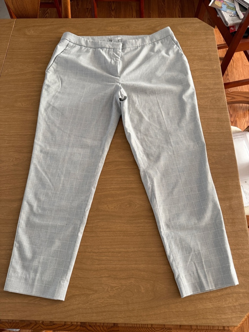 H&M Light Gray Plaid Slim Dress Pants